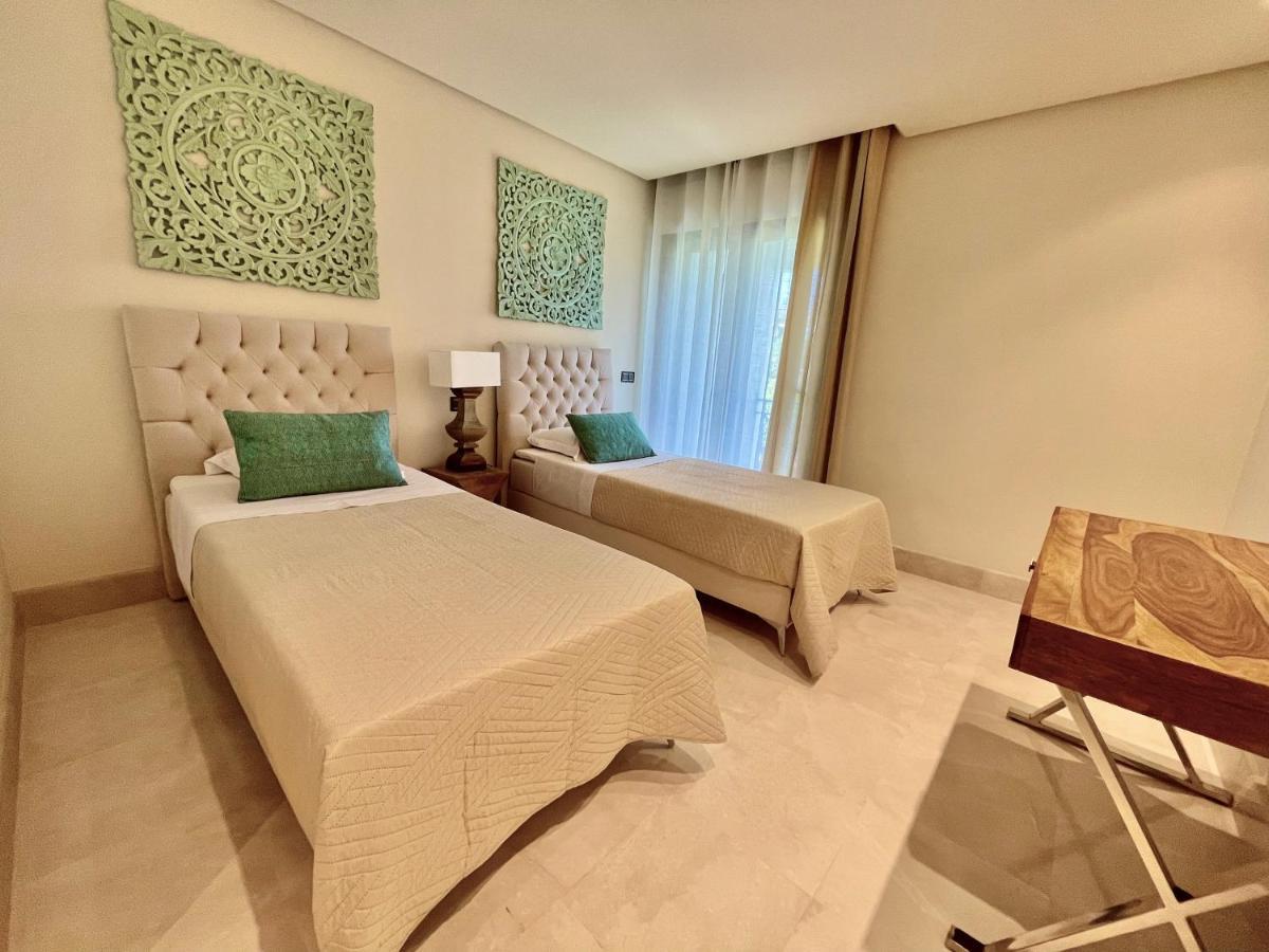 Doncella Beach , Apartamento Con Vistas Al Mar Estepona Exterior photo